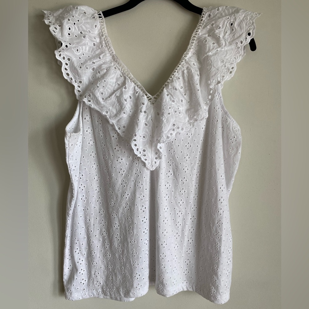 LOFT Eyelet Ruffle V-neck Tank Blouse, White, Size L